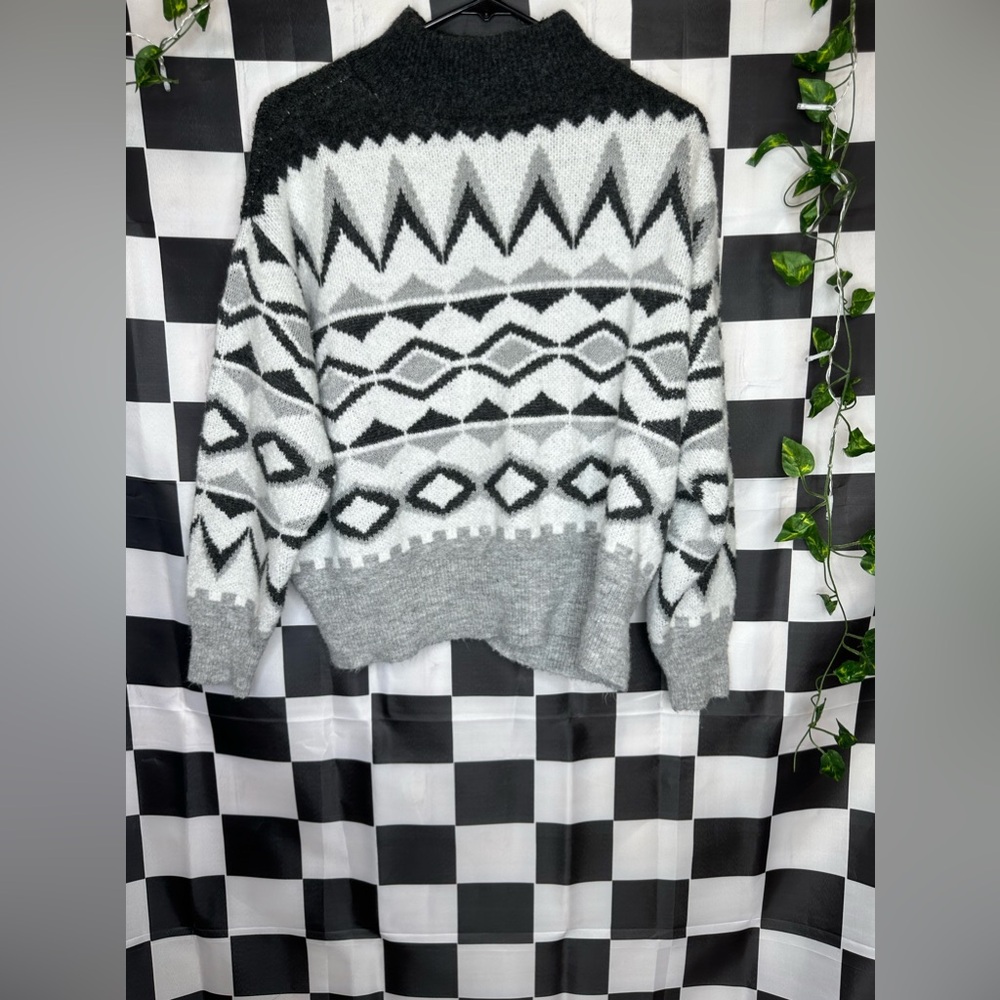ANA MEDIUM SWEATER‎